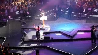 張惠妹演唱會2012 - 牽手